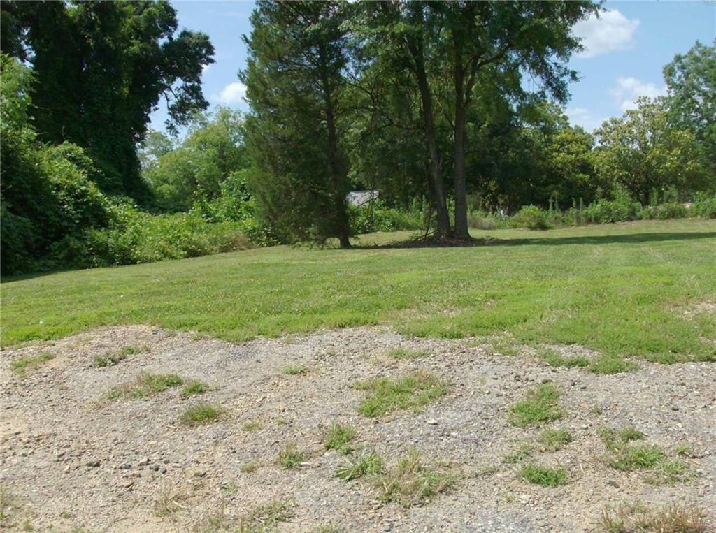411 Anderson Street - Photo 1