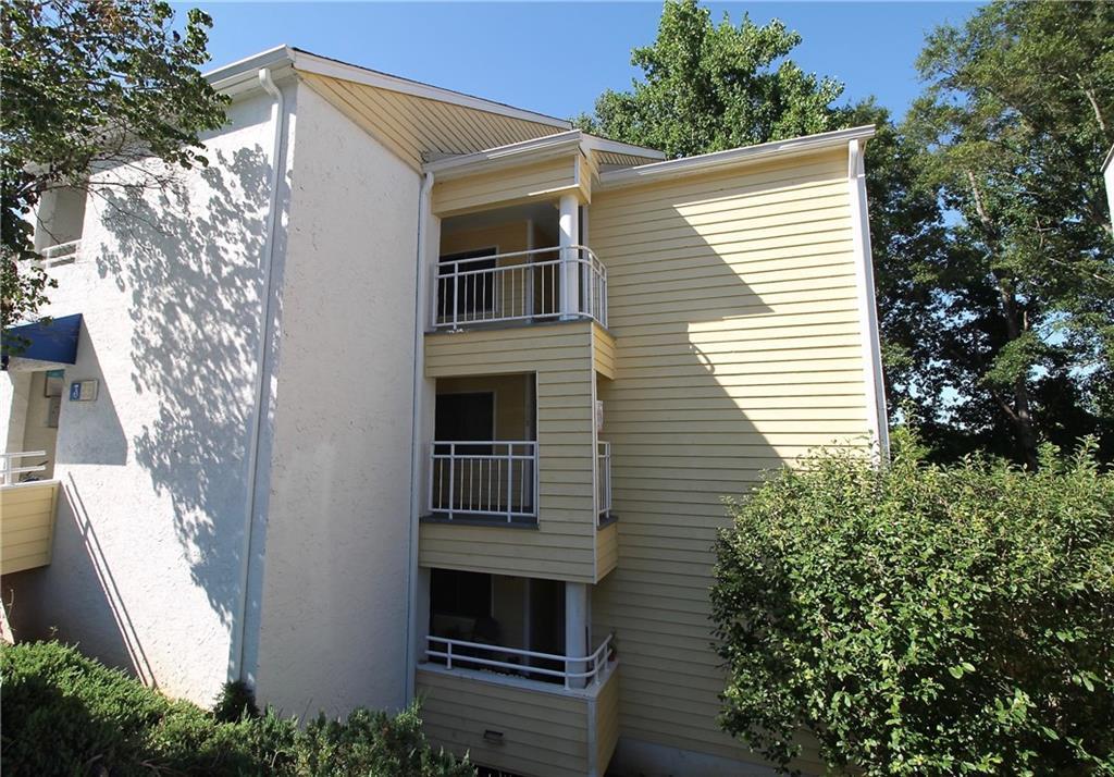 312 Northlake Drive - Photo 1