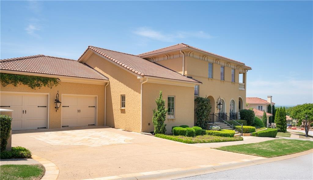308 Sorono Drive - Photo 1