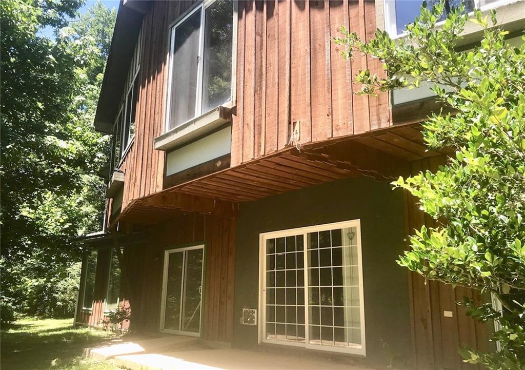 120 Victoria Avenue - Photo 1