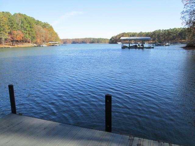 113 Point Drive - Photo 1