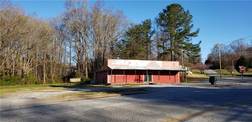 555 Pumpkintown Highway - Photo 1