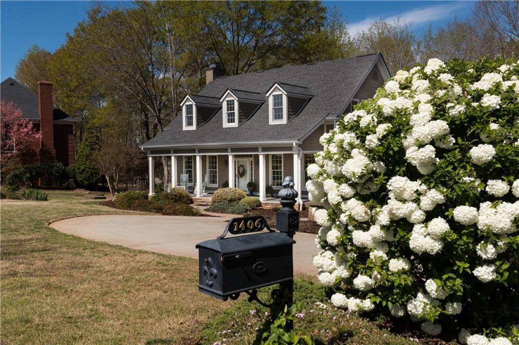 1406 Cross Creek Drive - Photo 1