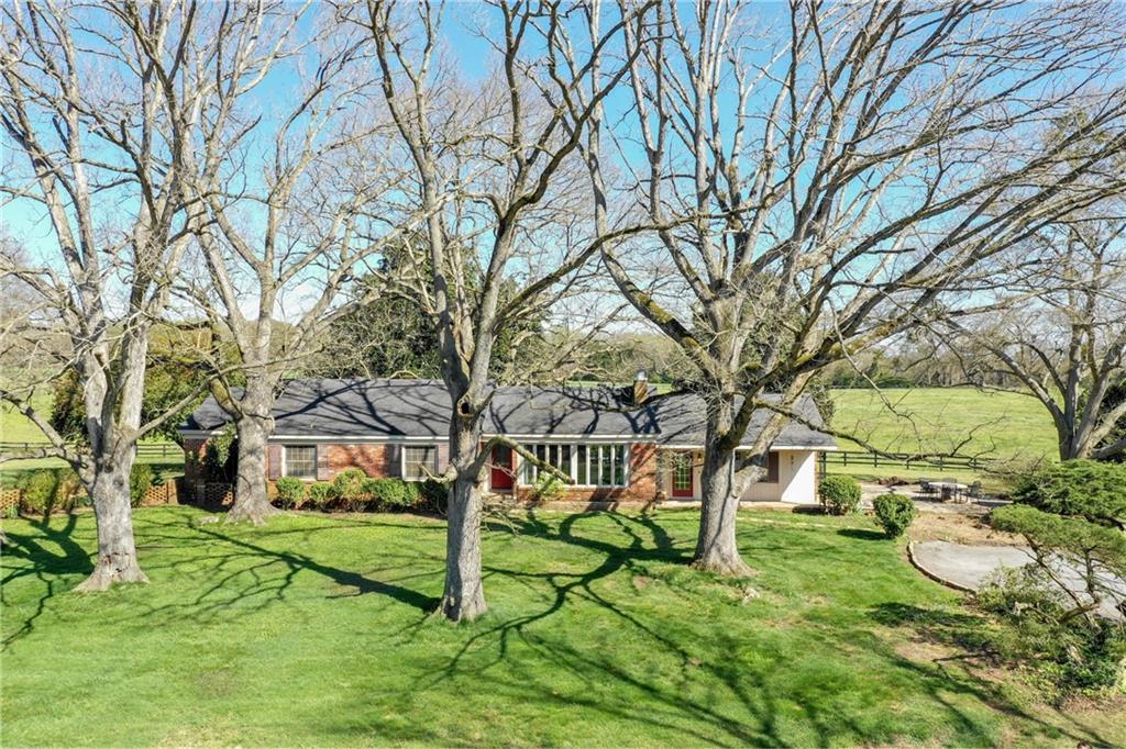 5295 Elberton Hwy - Photo 1