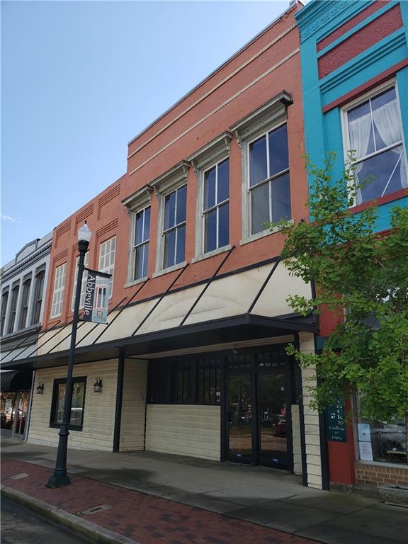 119 Court Square - Photo 1