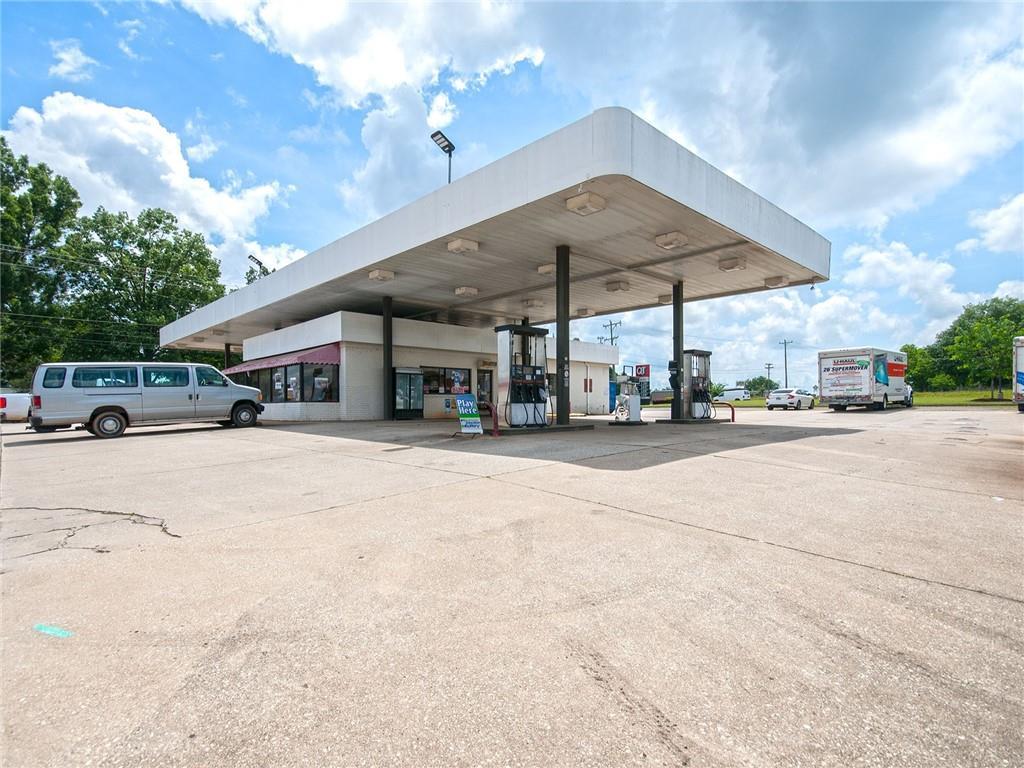 1501 Pearman Dairy Road - Photo 1