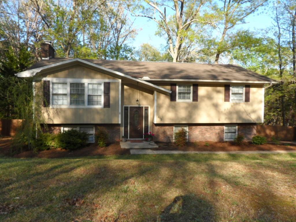 413 Hartwell Drive - Photo 1