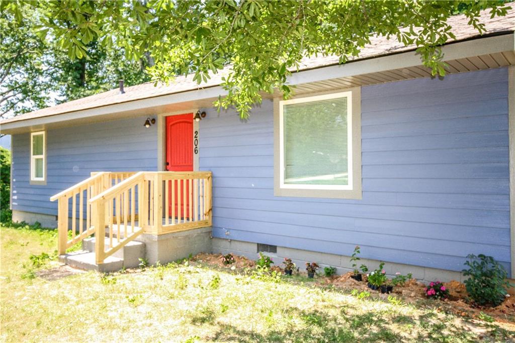 206 Cedar Street - Photo 1