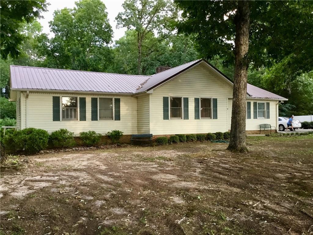 9731 81 Highway - Photo 1