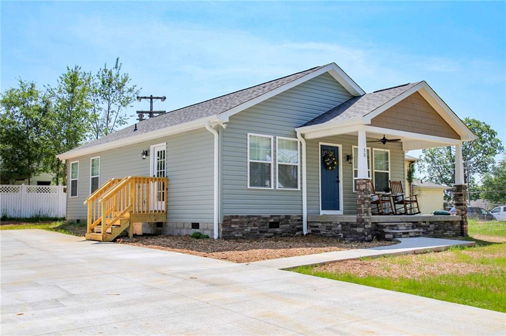 420 Johnson Street - Photo 1