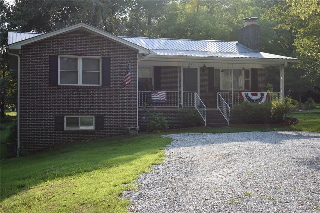 202 Muller Road - Photo 1