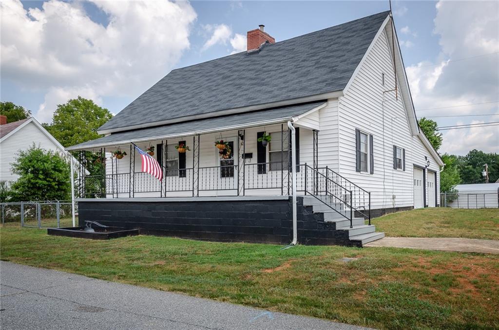 12 Mccaughrin Street - Photo 1