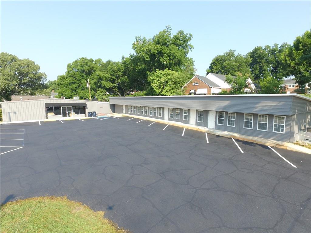 404 Johnson Street - Photo 1