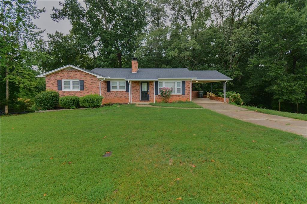 601 Evelyn Drive - Photo 1