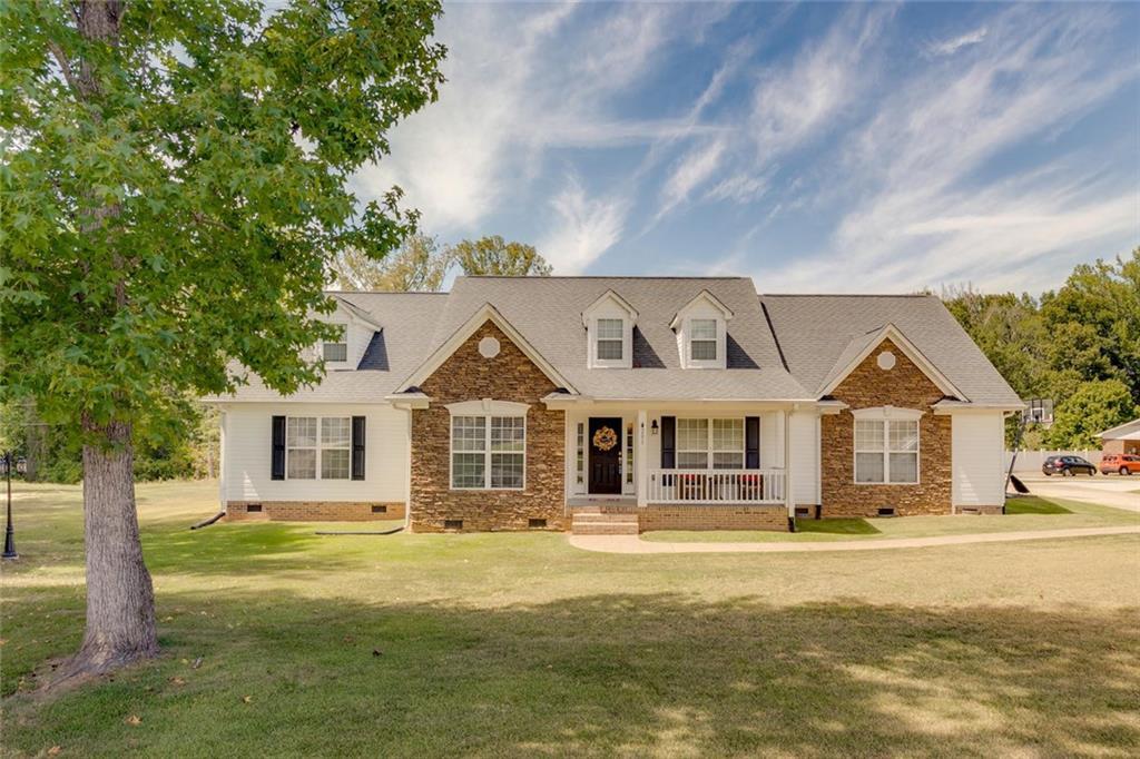201 Ida Mae Drive - Photo 1