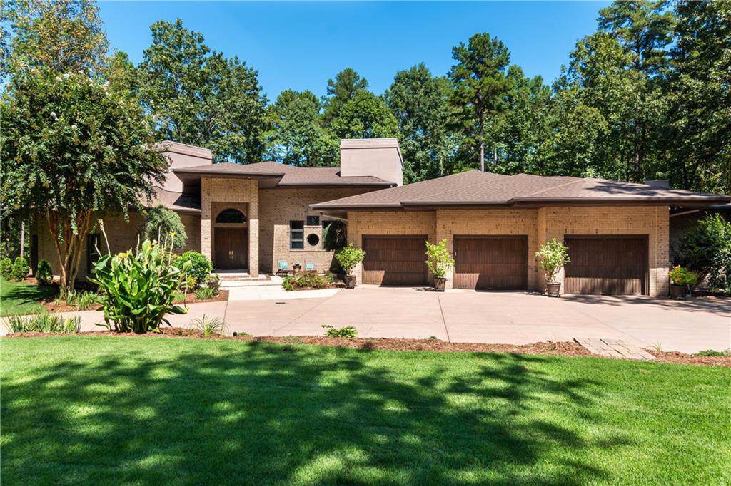 214 Shipmaster Drive - Photo 1