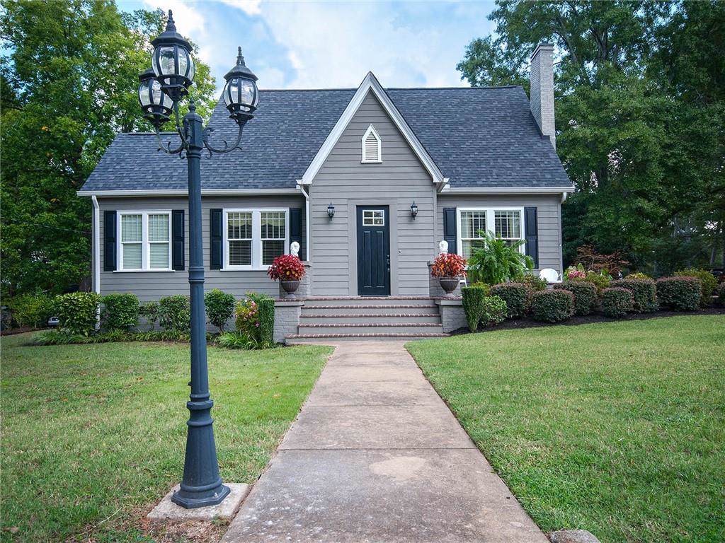 212 B Street - Photo 1