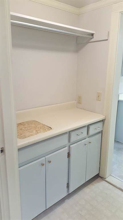 301 Cater Street - Photo 1