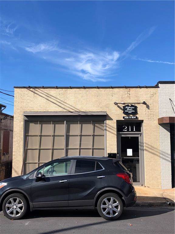 211 Benson Street - Photo 1