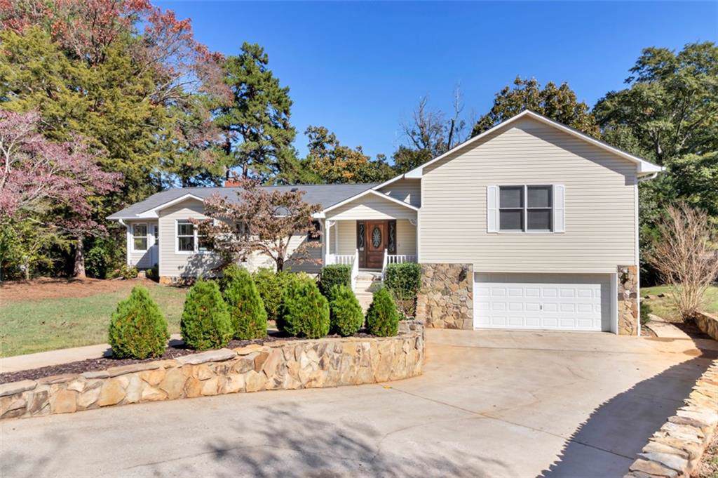505 Broyles Point Road - Photo 1