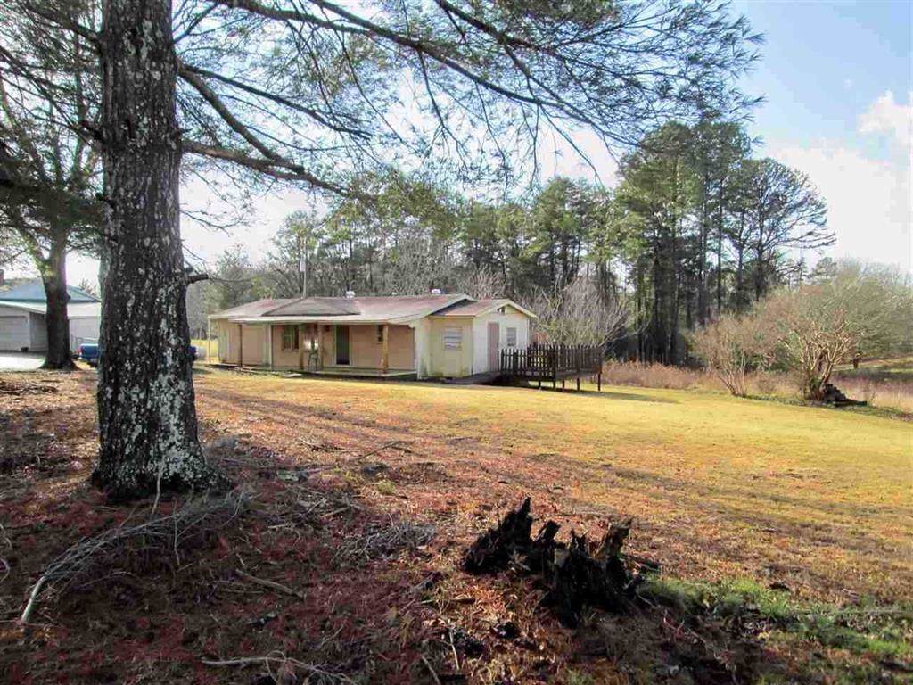 220 Pickens Road - Photo 1