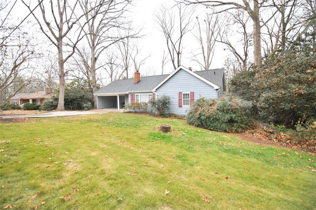 108 Highland Drive - Photo 1