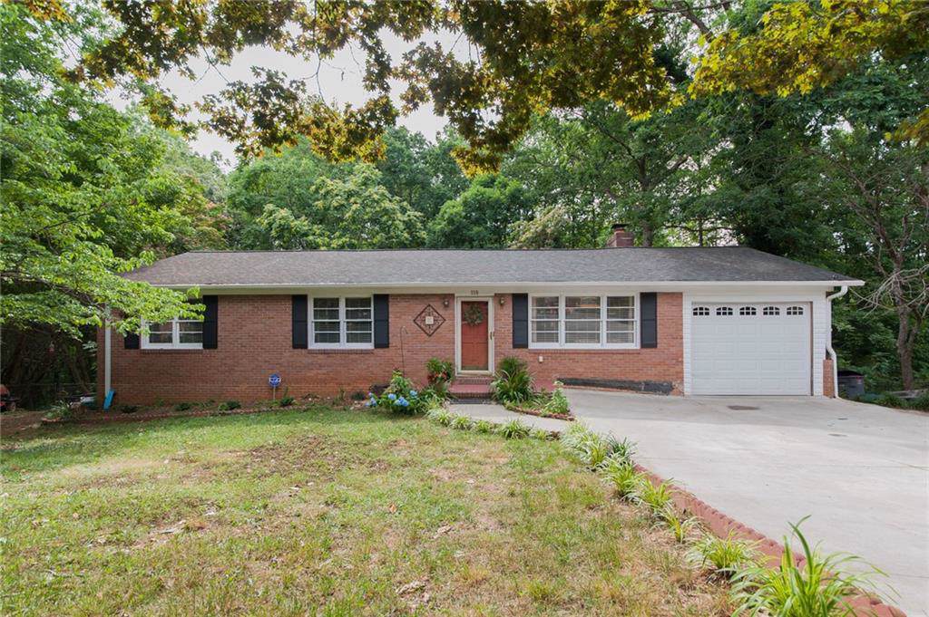 118 Sunderland Drive - Photo 1