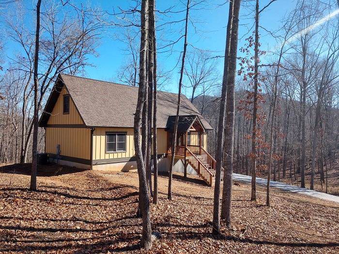 711 Scharlin Drive - Photo 1