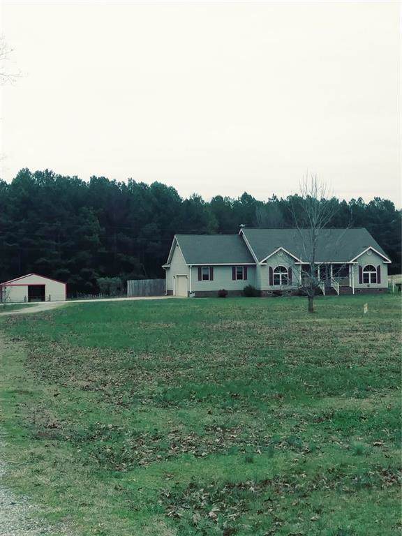 546 Pecan Drive - Photo 1