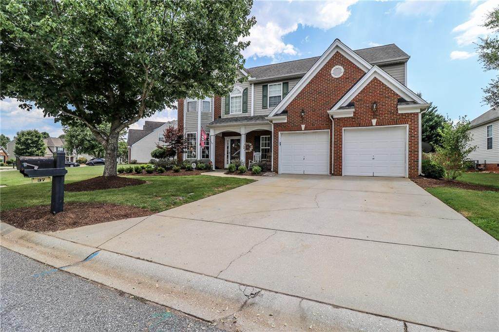 37 Birkhall Circle - Photo 1