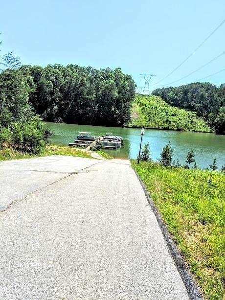 930 Coachmans Trail - Photo 1