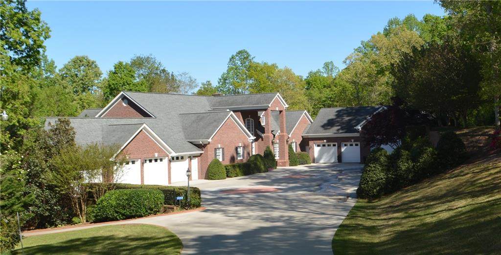 1558 Walters Road - Photo 1