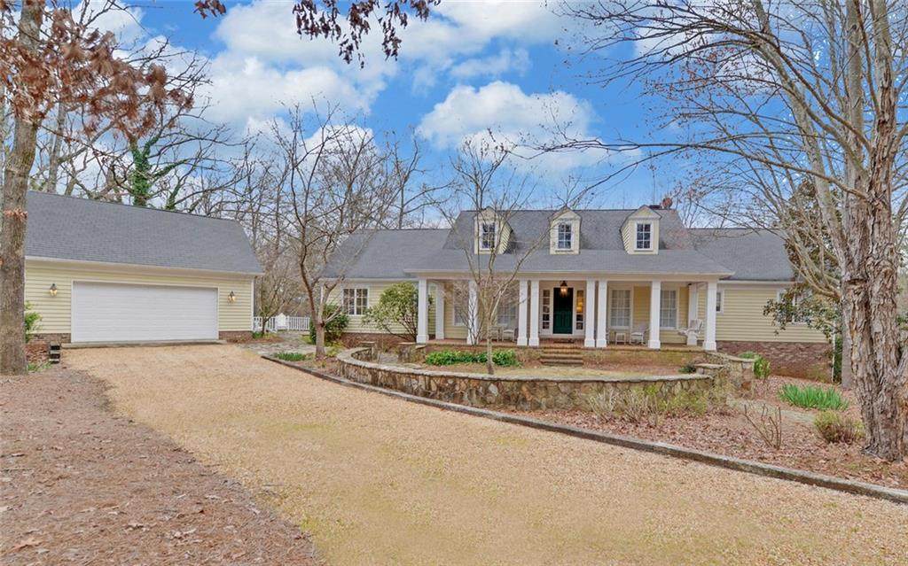 380 Majestic Shores Road - Photo 1