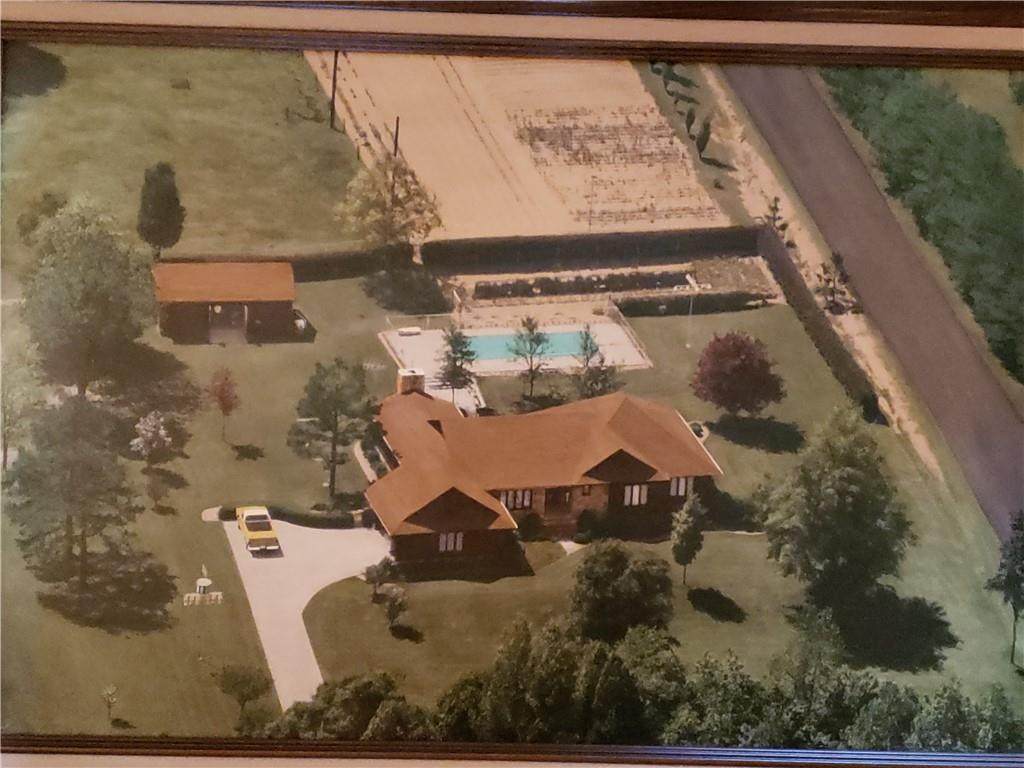 1611 Woodcreek Road - Photo 1
