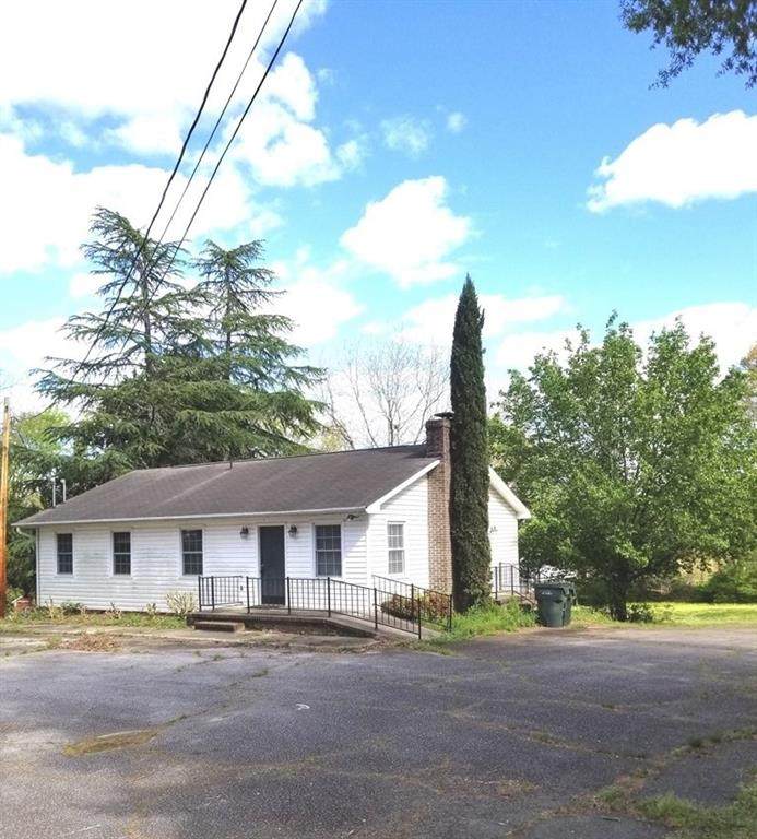215 Lucky Street - Photo 1