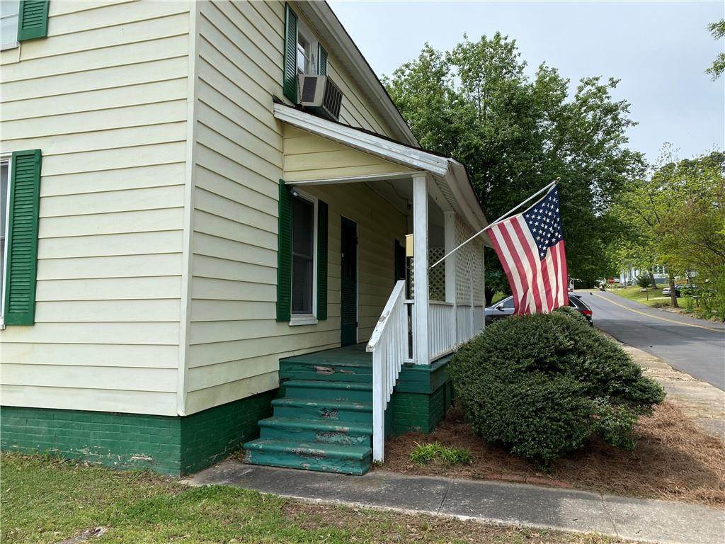 308 Lucas Street - Photo 1