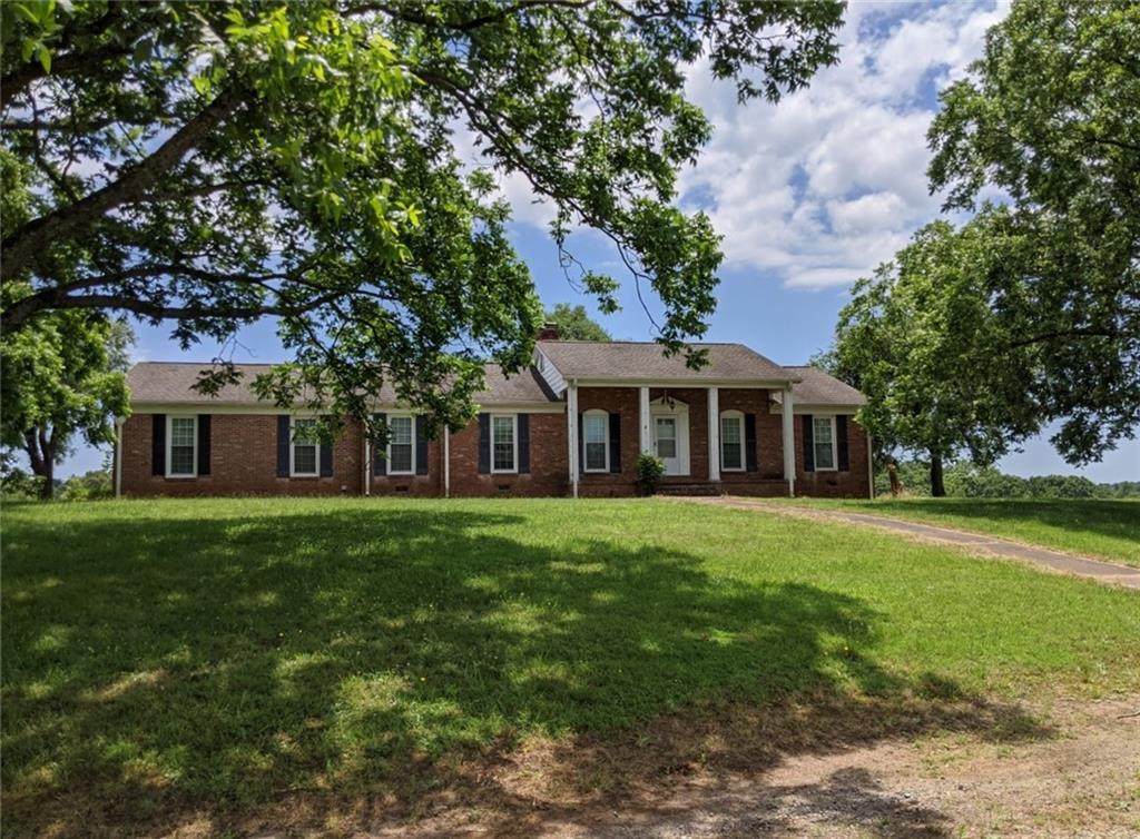 144 Earle Road - Photo 1