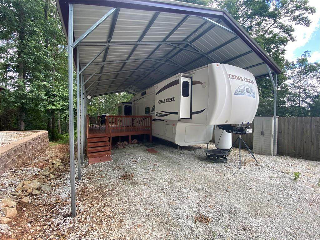 522 Loop Circle - Photo 1