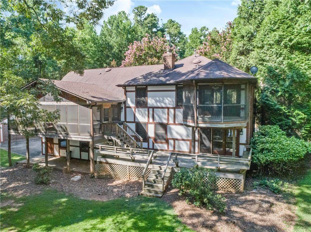 810 Holly Knoll Drive - Photo 1