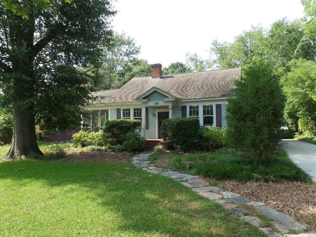 212 Main Street - Photo 1