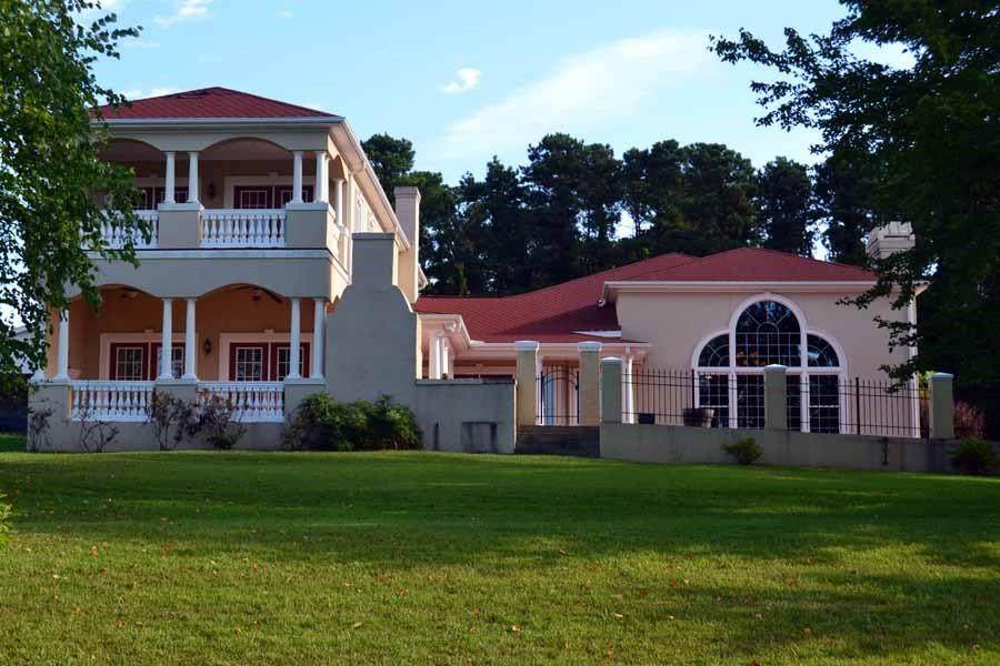 216 Lewis Drive - Photo 1
