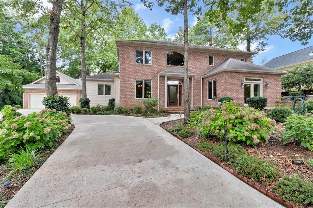 314 Oakleaf Court - Photo 1