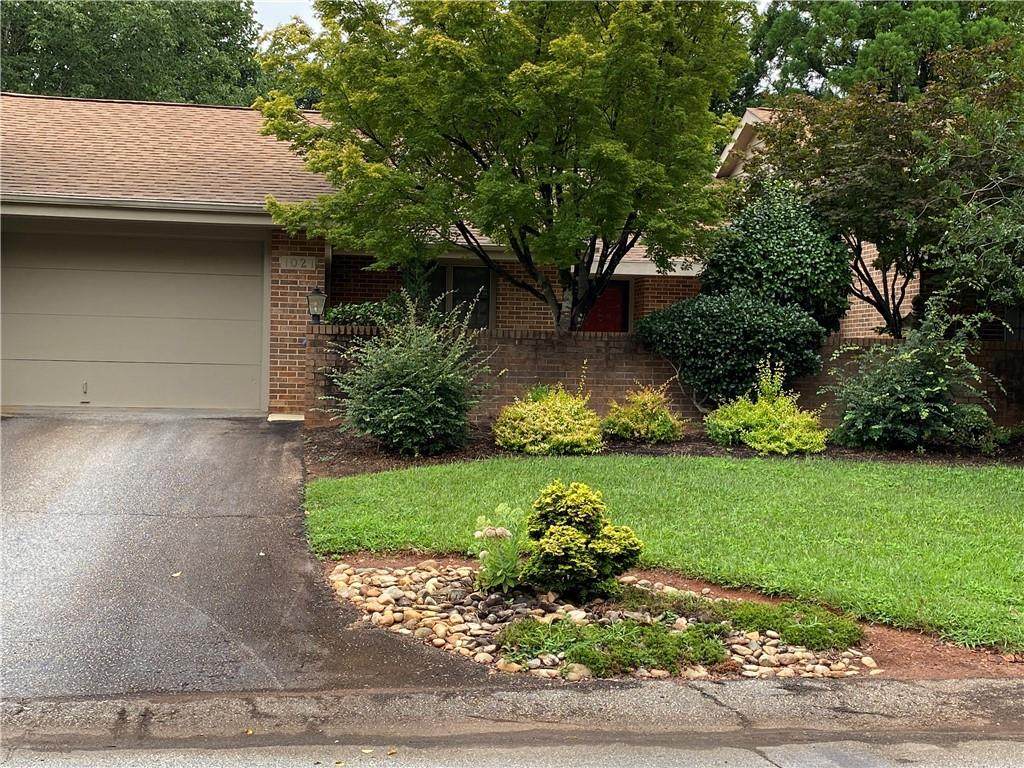 1021 Keystone Lane - Photo 1