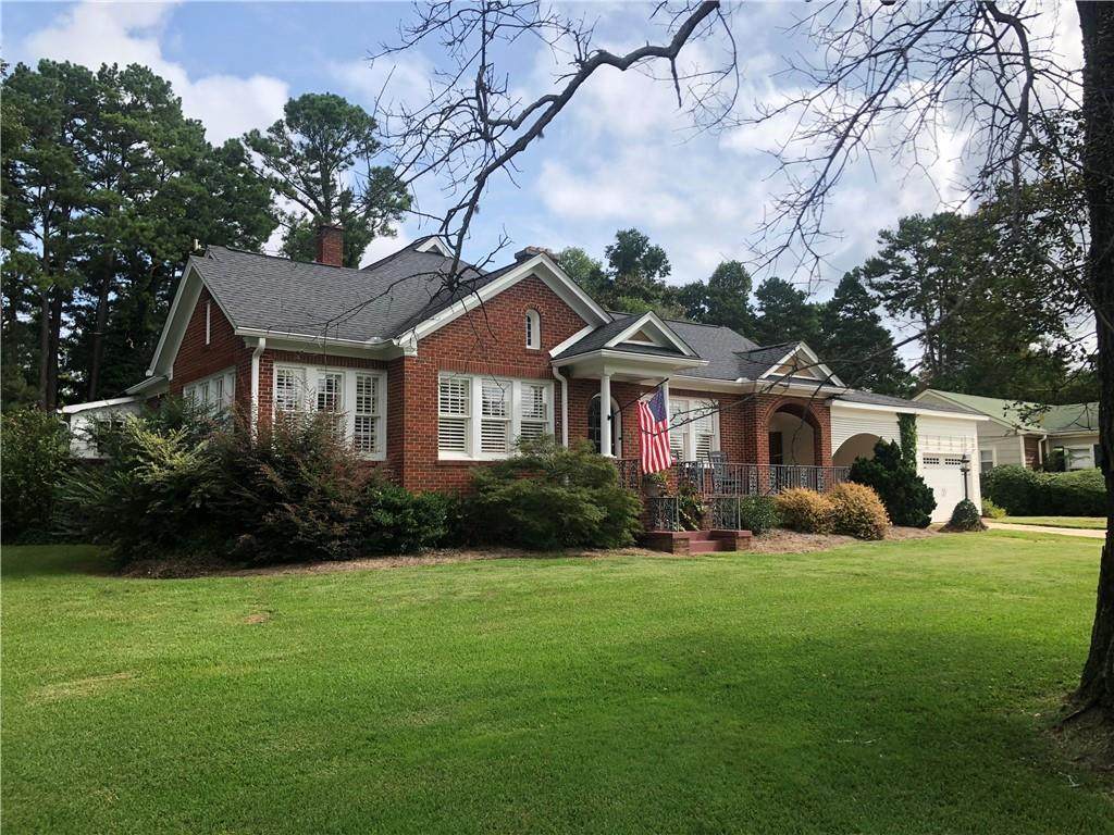 806 Main Street - Photo 1
