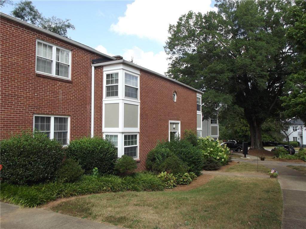 100 Lewis Drive - Photo 1