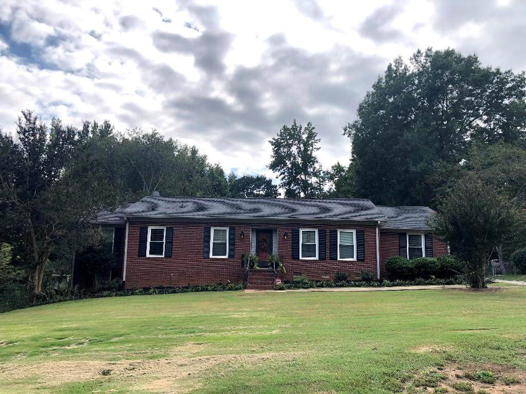 204 Timberlane Drive - Photo 1