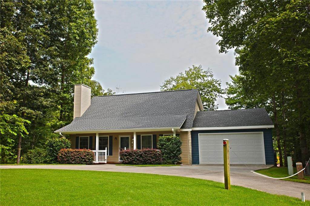 413 Clearwater Cove - Photo 1