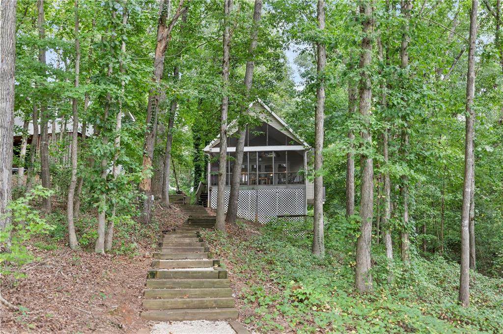 518 Dogwood Lane - Photo 1