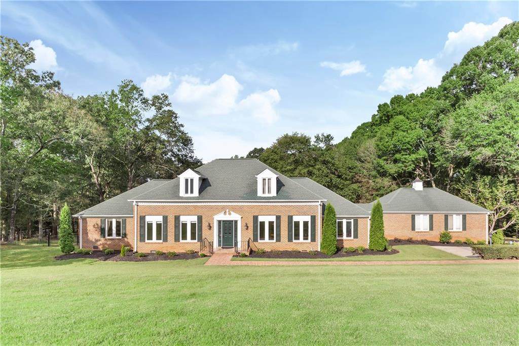 201 Autumn Lane - Photo 1