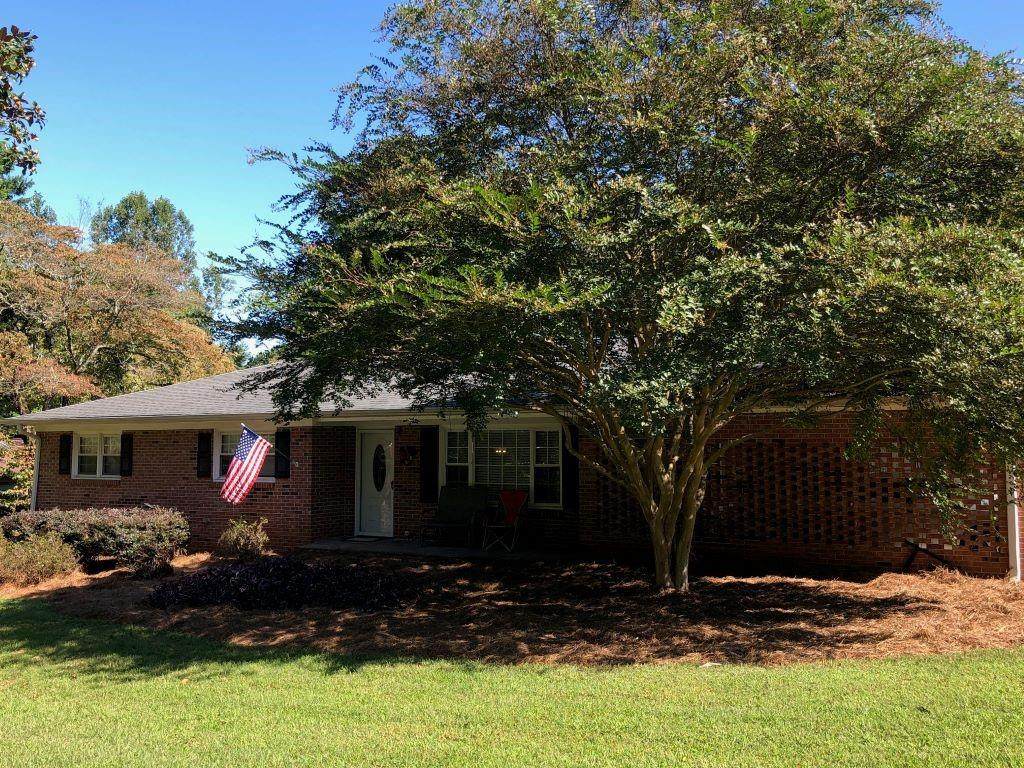 608 Springwood Drive - Photo 1